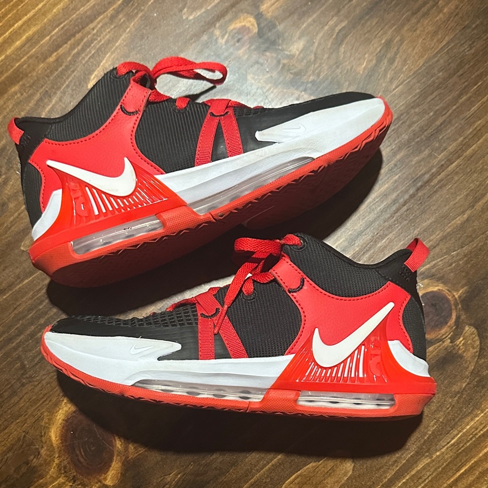 Nike Kids Black and Red Sneakers